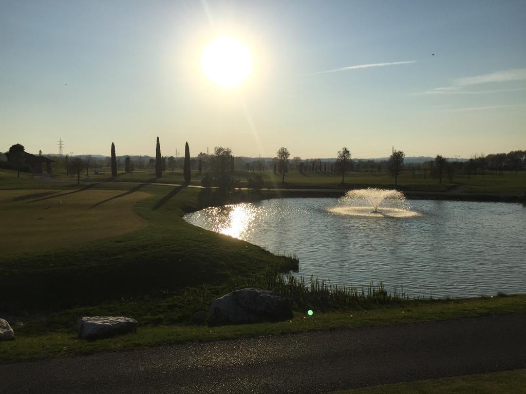Garda Residence San Vigilio Golf Pozzolengo Exterior photo